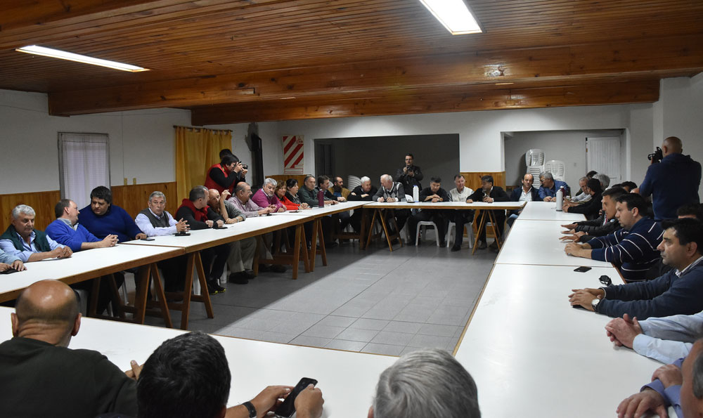 En Winifreda, los intendentes del PJ volvieron a reunirse para armar una estrategia común