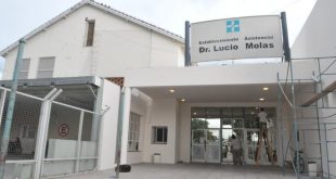 Externan paciente con diagnóstico positivo de COVID-19 y siguen controlados los dos restantes