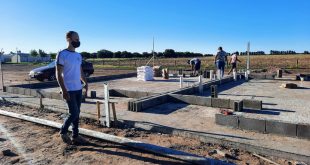 Construyen cuatro viviendas sociales en Conhello