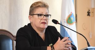 Homenajearon a veterana de guerra por su accionar humanitario en Malvinas