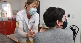Se inició la vacunación de adolescentes con condiciones de riesgo