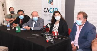 El Gobierno trabaja en conjunto con el sector comercial para la aplicación del pase sanitario